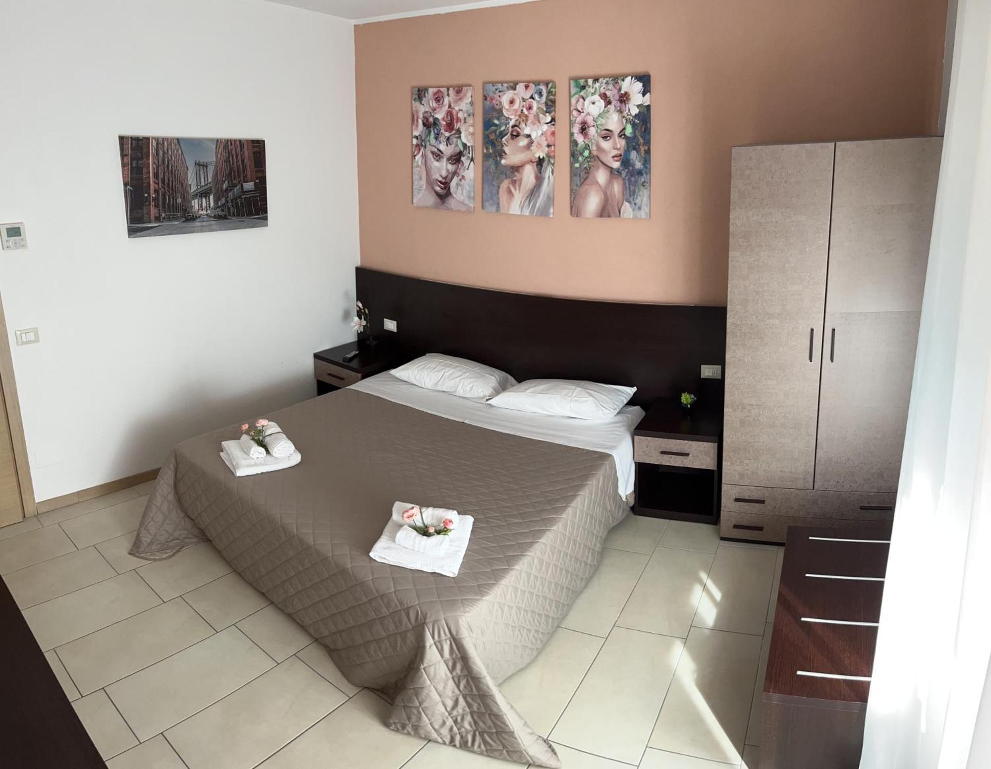 Bed & Breakfast La Rondinella チェラソーロ エクステリア 写真